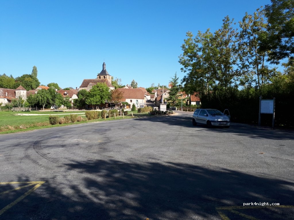 (46500) Rignac - D20 — foto
