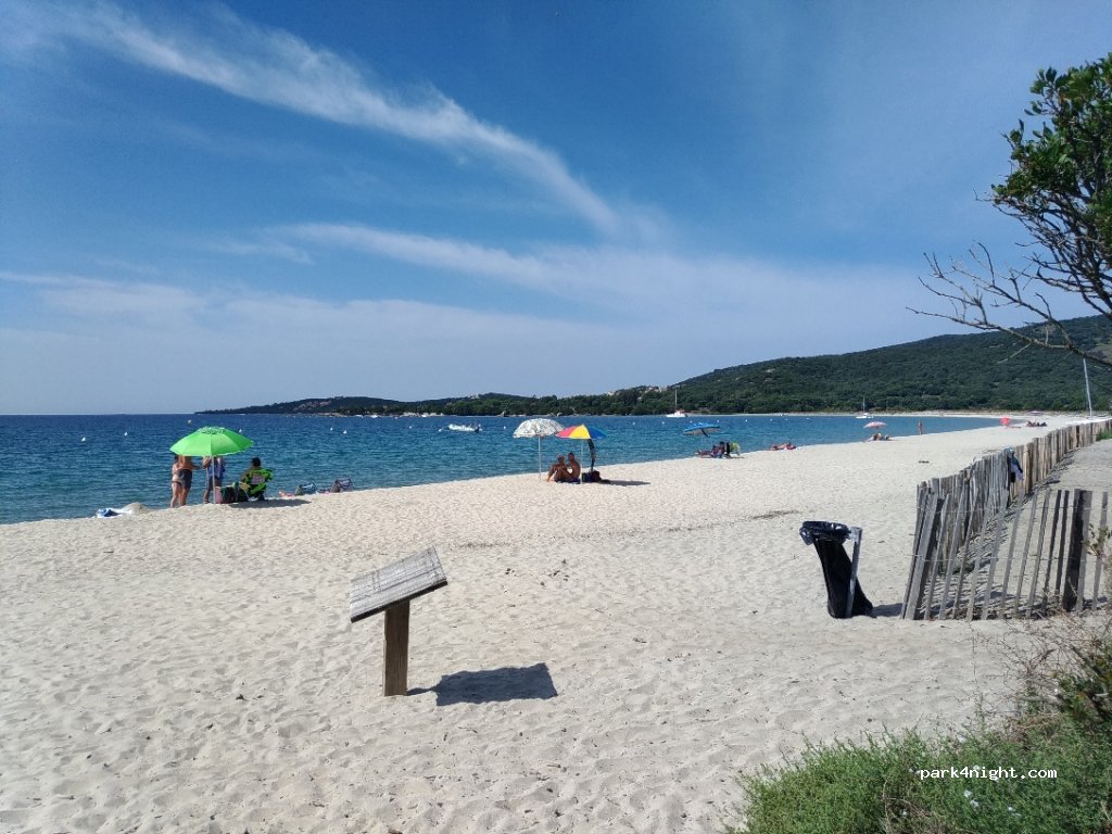 (20140) Serra-di-Ferro - Route de Porto Pollo — foto 3
