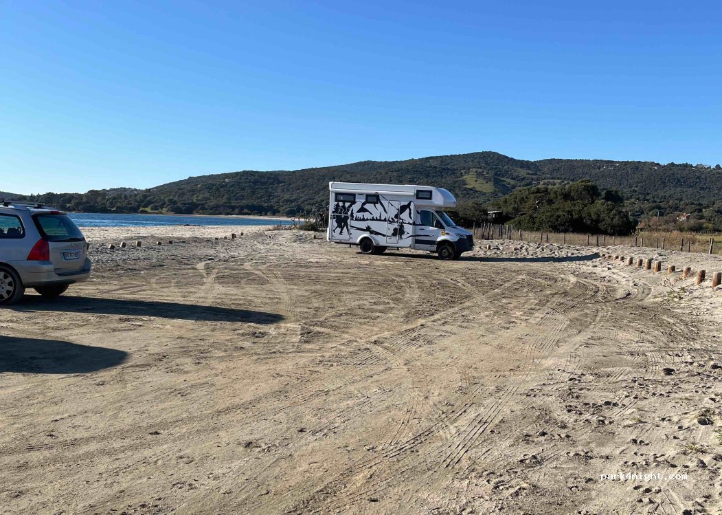 (20140) Serra-di-Ferro - Route de Porto Pollo — foto 4