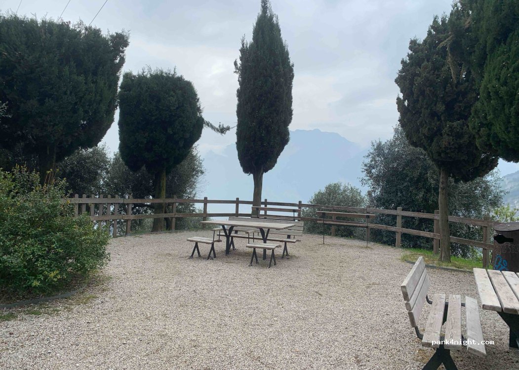 (38069) Nago-torbole - 146 Strada Statale 240 — foto 5