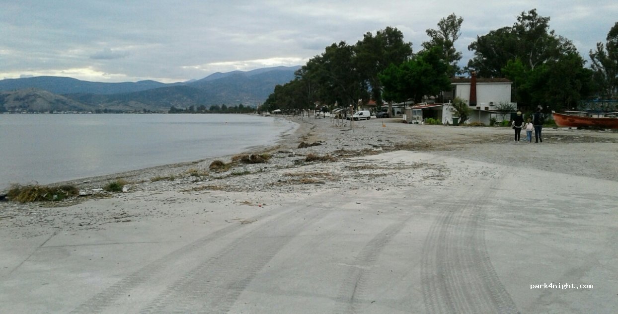 ( 210 53) Nea Kios - — foto