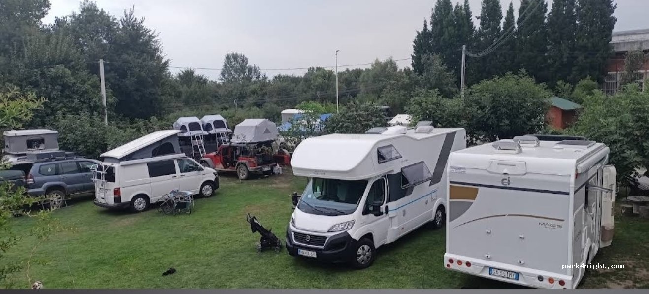 Plavnica Camping Resort Marković — foto
