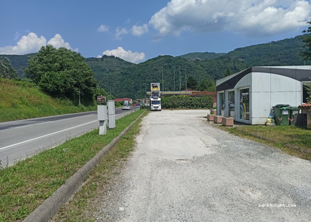 (55023) Borgo a Mozzano - 11 Via Salvemini — foto 3