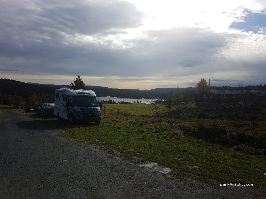 (2943)  - Unnamed Road — foto
