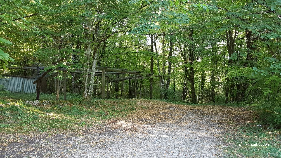 (01130) Saint-Germain-de-Joux - D55 — foto 2