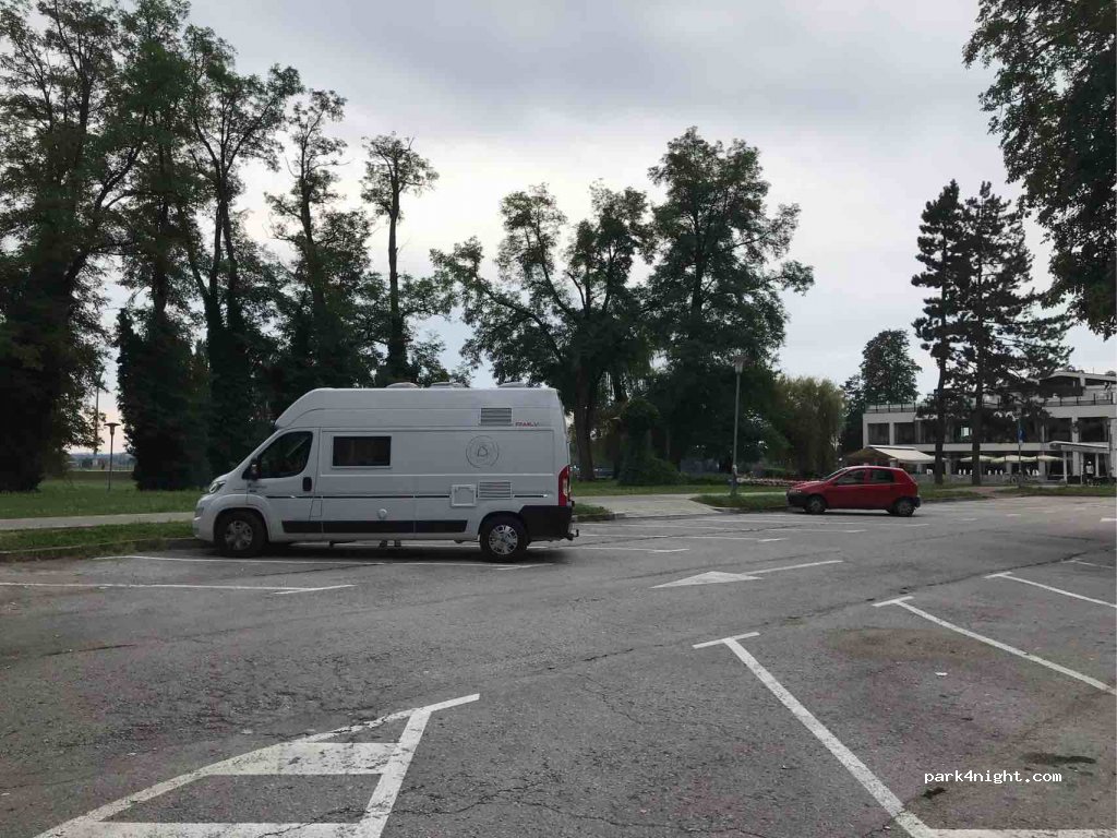 (47000) Karlovac - 8 Ulica Perivoj Josipa Vrbanića — foto 2