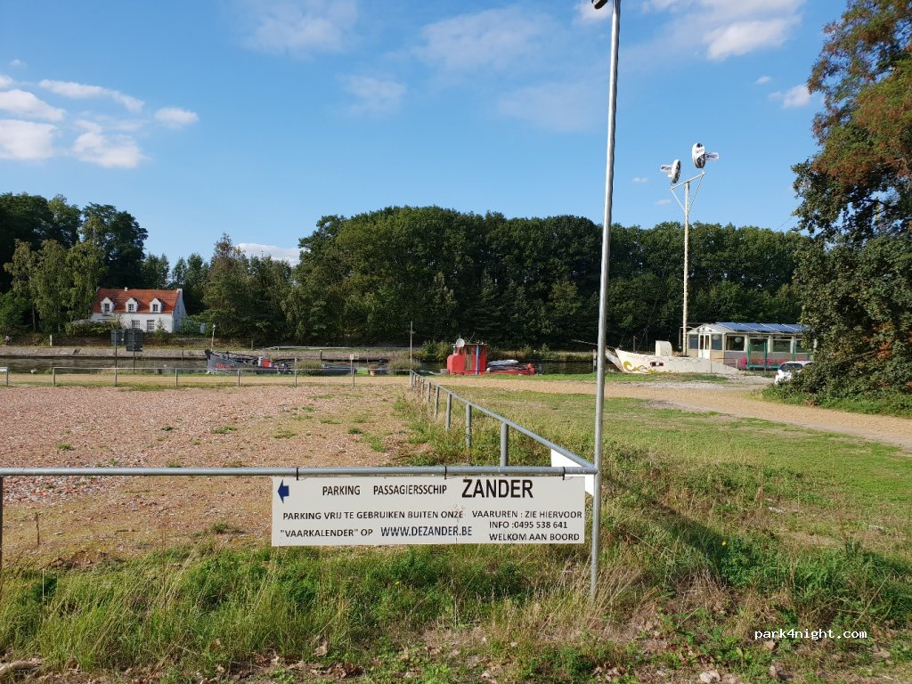 (2400) Mol - 4 De Maat — foto