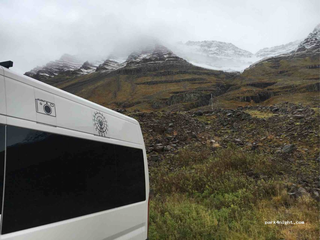 ()  - Strandarvegur — foto