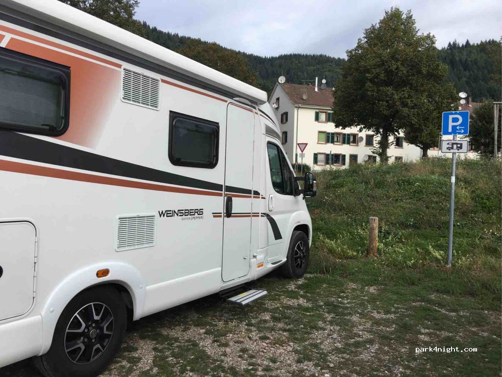 (79183) Waldkirch - Schwimmbadallee — foto
