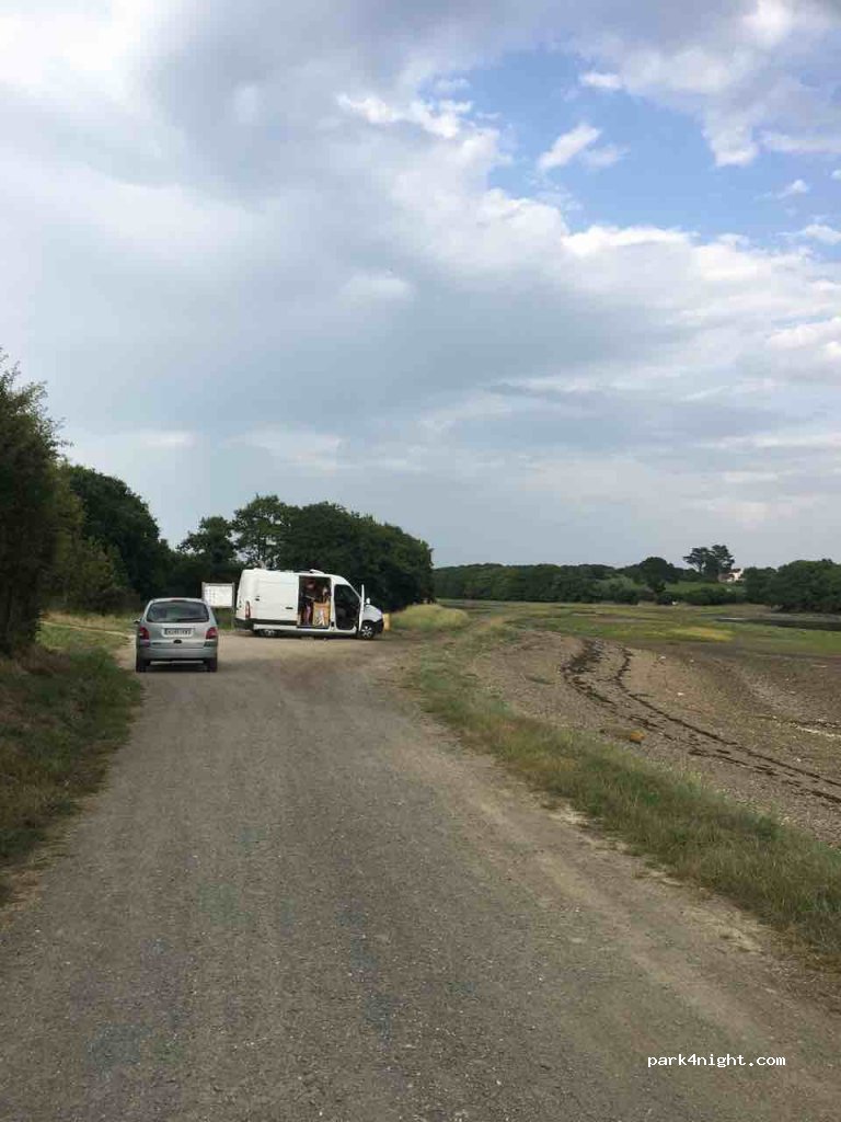 (29470) Plougastel-Daoulas - Unnamed Road — foto