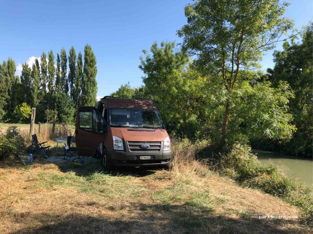 (17250) La Vallee - 9 Rue du Canal — foto