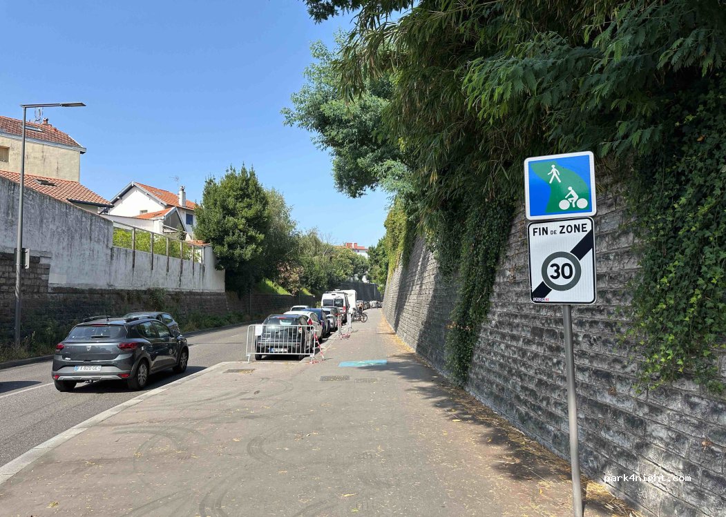 (64200) Biarritz - 14 Rue Marceau — foto