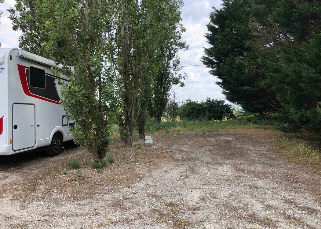(11240) Routier - 4 Place du Malepère — foto 4