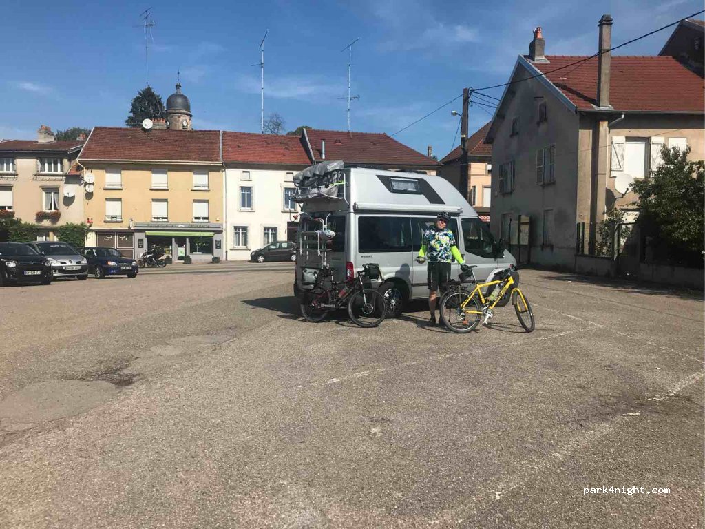 (54540) Badonviller - 30 Rue du Maréchal Foch — foto 2