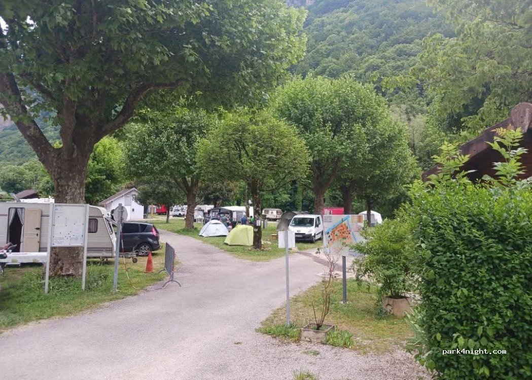 Camping Municipal de Chaley — foto
