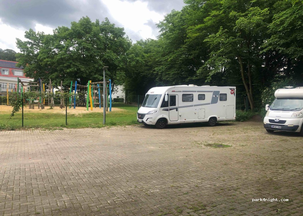 (49082) Osnabrück - 225 Iburger Straße — foto 3