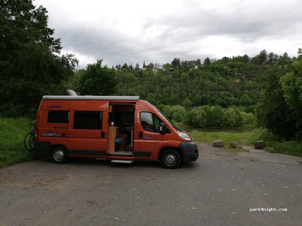 (147 00) Braník - U Ledáren — foto 2