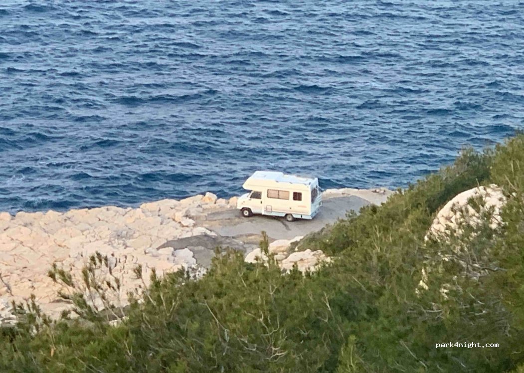 (13008) Marseille - 40 Boulevard la Calanque de Samena — foto 3