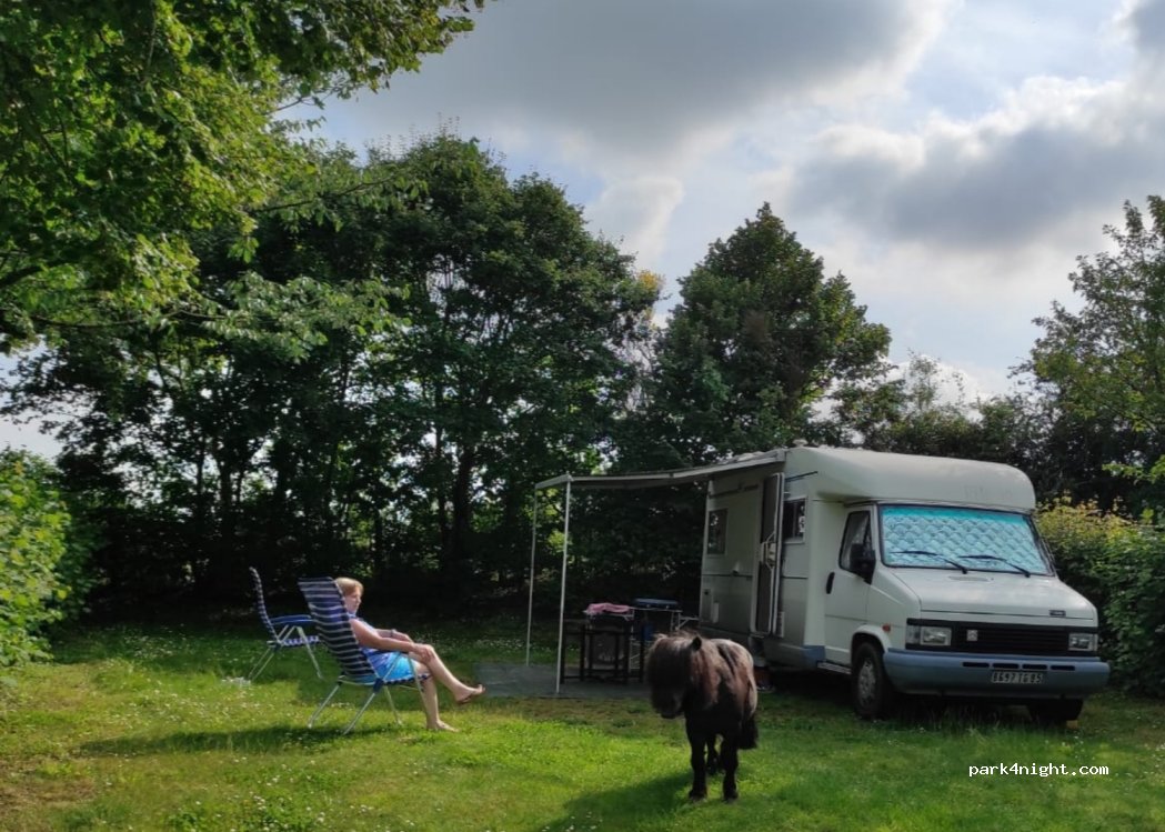 Les Logis de L'Oumois, camping au bord de l'eau — foto 5
