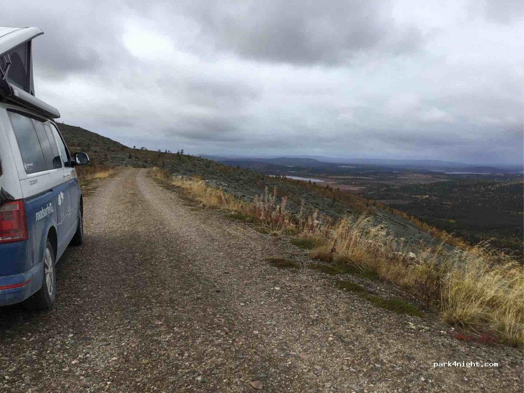 (982 91)  - Unnamed Road — foto