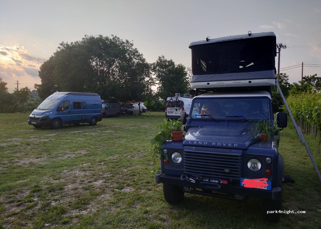 Camper Parking Agriturismo La Montina — foto 3