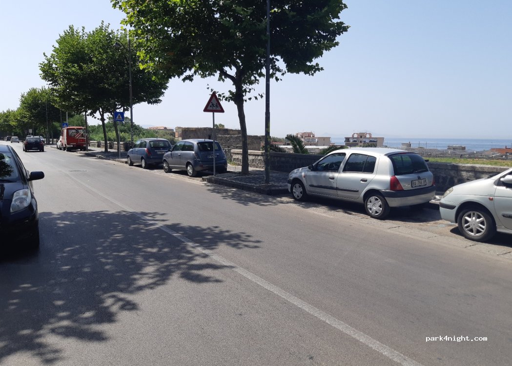(80056) Ercolano - 57 Via Gabriele D'Annunzio — foto 2