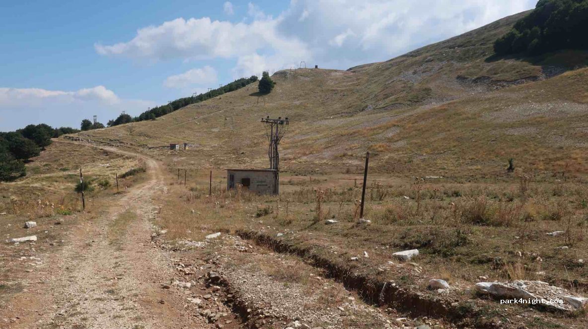 (640 08) Paggeo  - Unnamed Road — foto 3