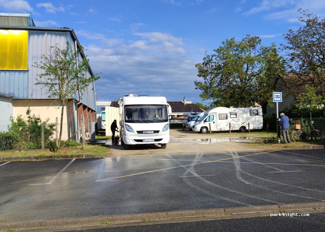 (18500) Marmagne - Rue du Stade — foto 4