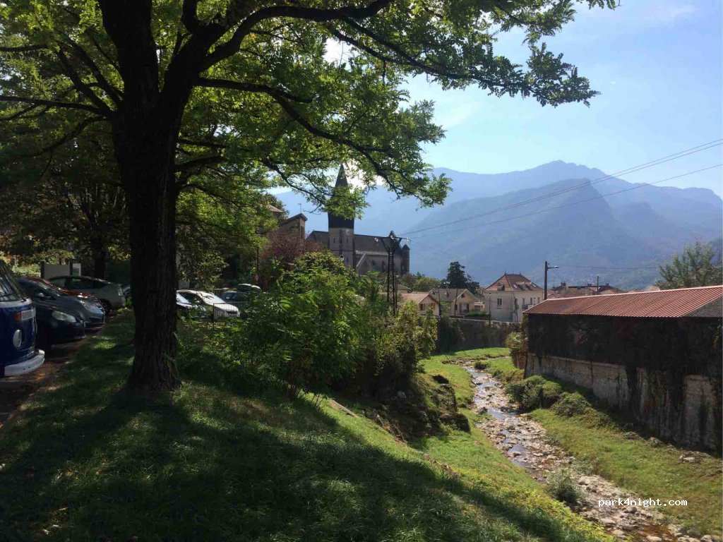 (38340) Voreppe - 195 Quai du Docteur Jacquin — foto 3