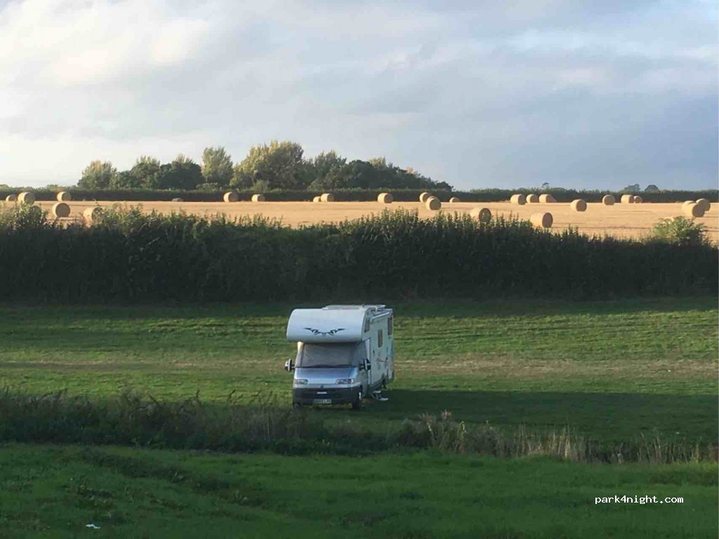 Tuckers Grave Inn & Campsite — foto