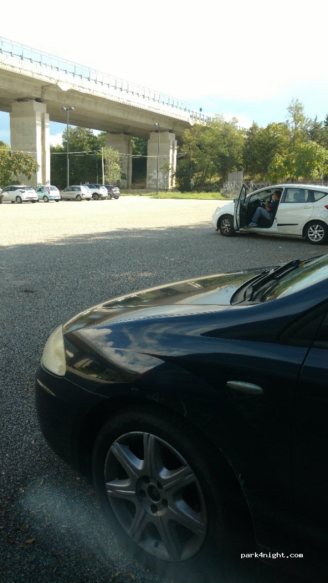 (67035) Pratola Peligna - Strada è Roccacasale — foto