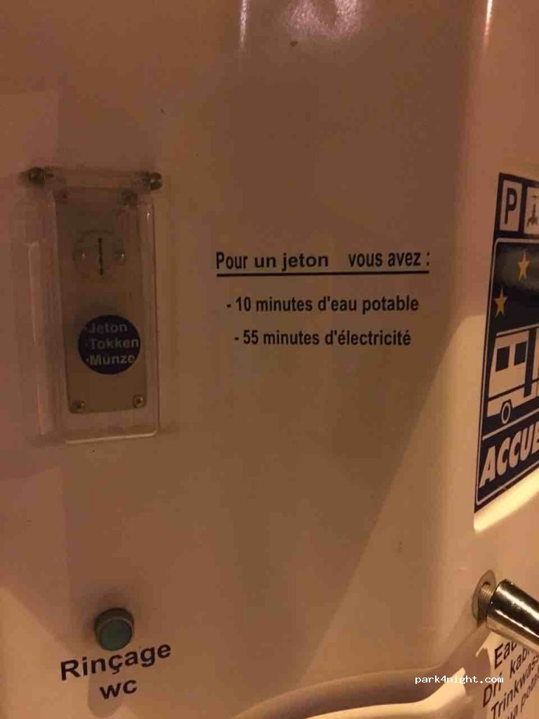 (02190) Guignicourt - Rue du Champ Rolland — foto 2