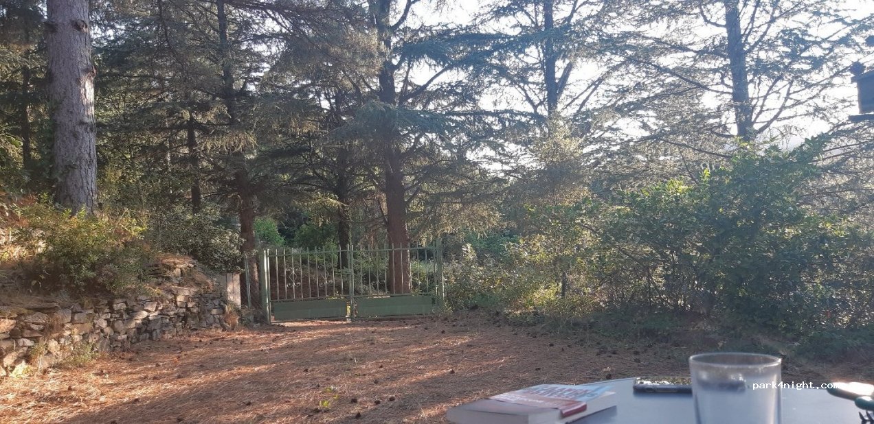 Camping Les Terrasses Du Jaur — foto