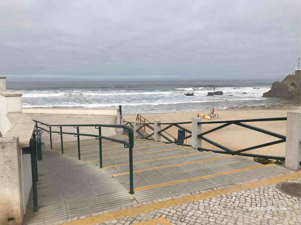(2430-517) Marinha Grande - Rua Antigas Serrações — foto 2