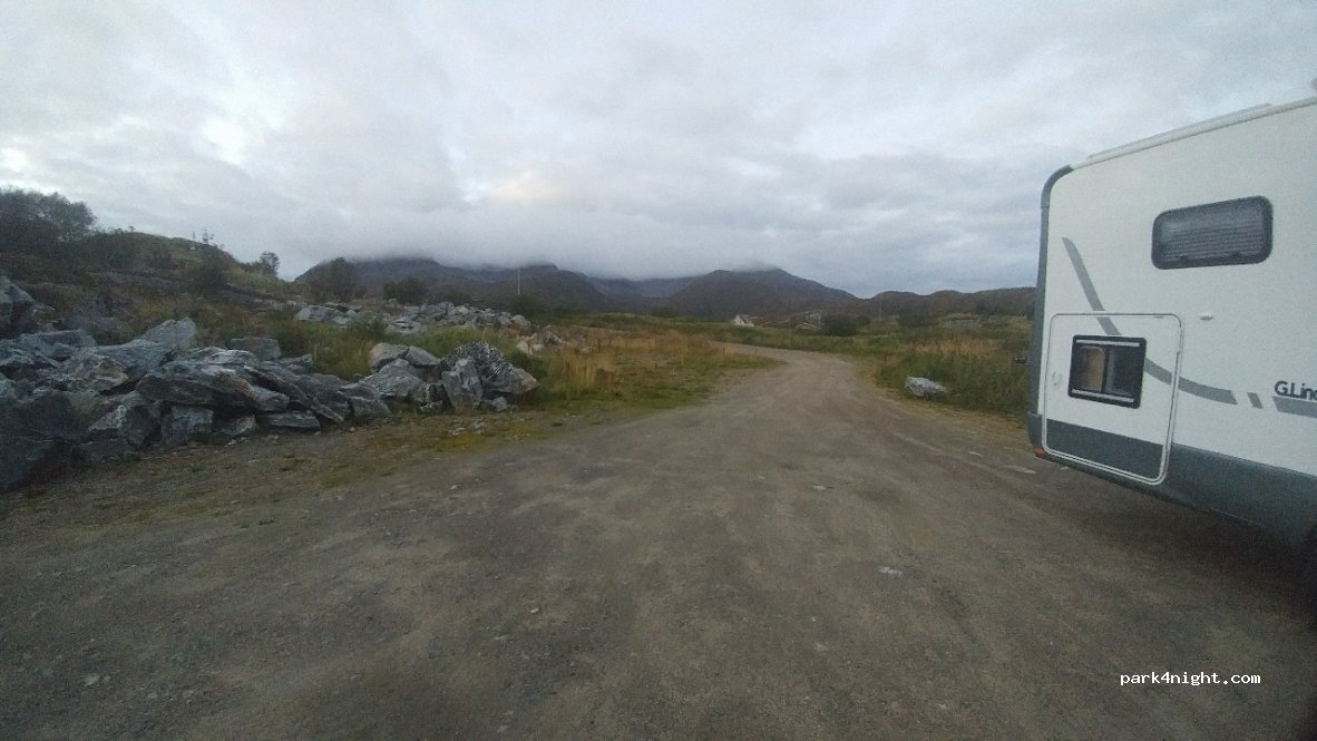 (9392)  - Unnamed Road — foto