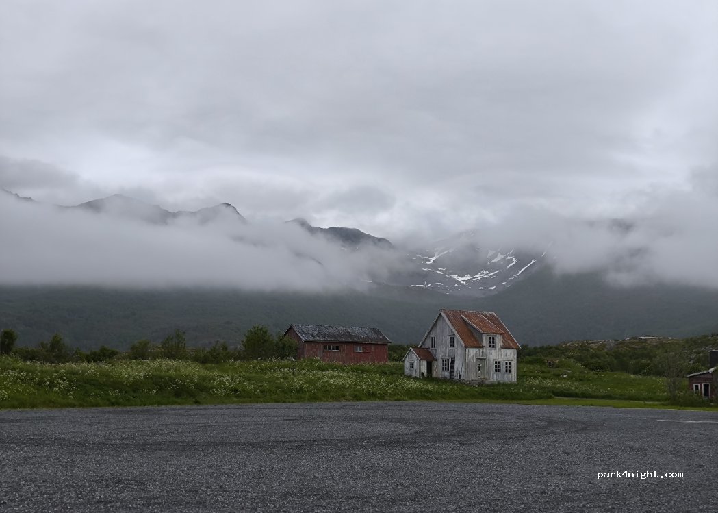 (9392)  - Unnamed Road — foto 4