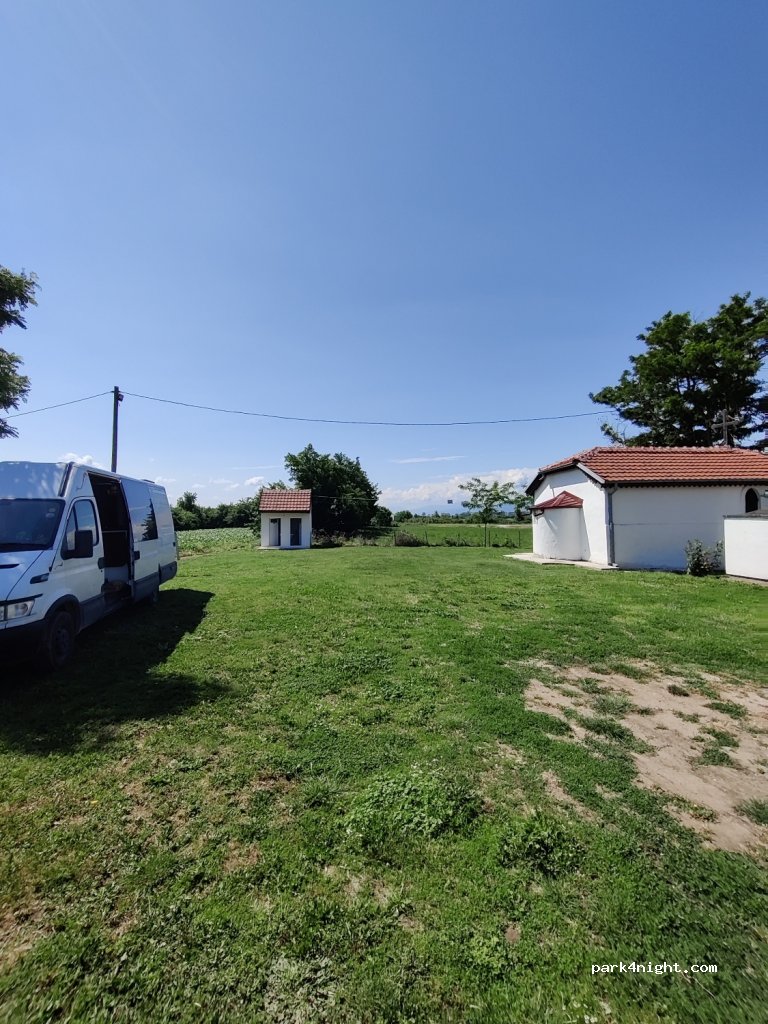 () Bistritsa/Zhabeni - Eglise chrétienne — foto 3