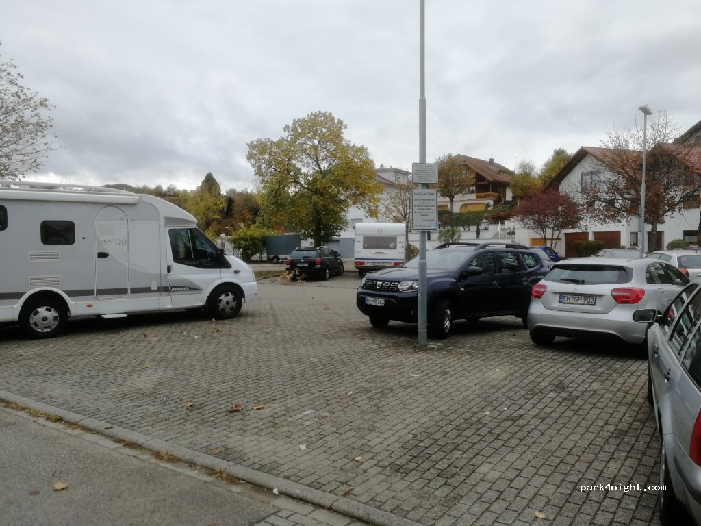 (79346) Endingen am Kaiserstuhl - Parkplatz Stadthalle — foto
