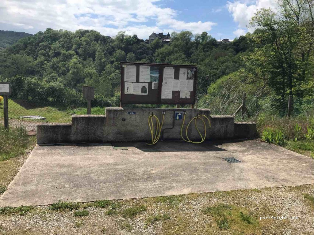 (12350) Prévinquières - D118 — foto
