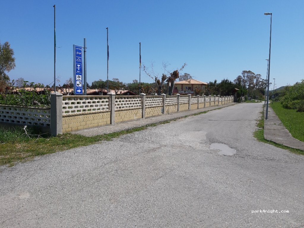(87060) Stazione di Mandatoriccio - 12 Strada Statale 106 Jonica — foto