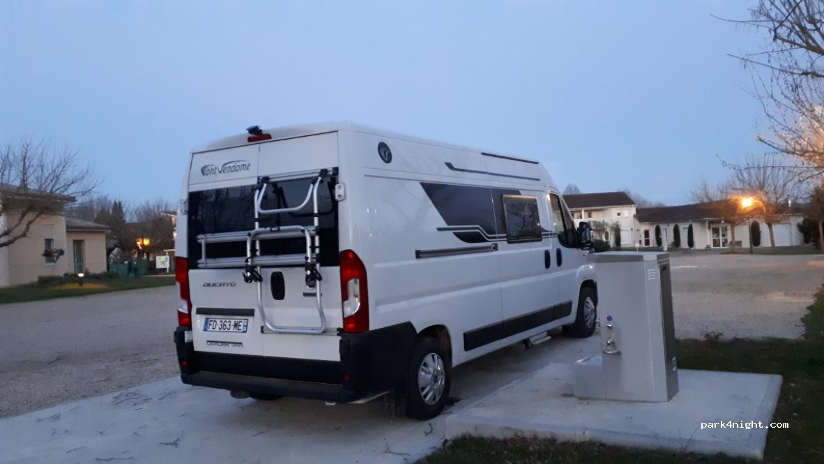 (16390) Bonnes - 5 Le Bourg — foto 2