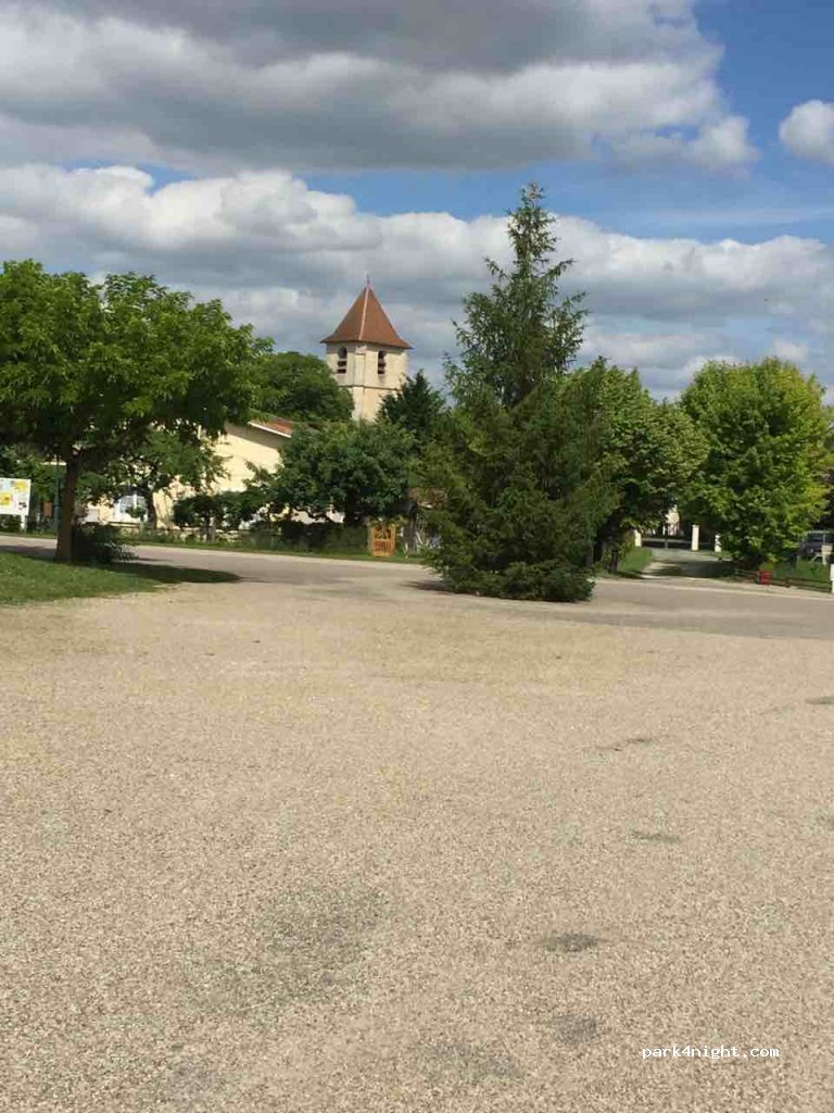 (16390) Bonnes - 5 Le Bourg — foto 3