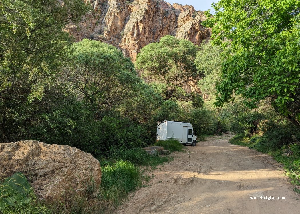 (3604)  - Noravank Monastery Road — foto 2