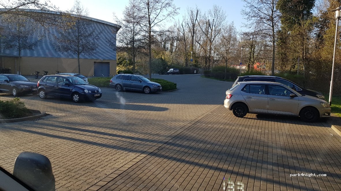 (38304) Wolfenbüttel - 1 Am Seeligerpark — foto 2