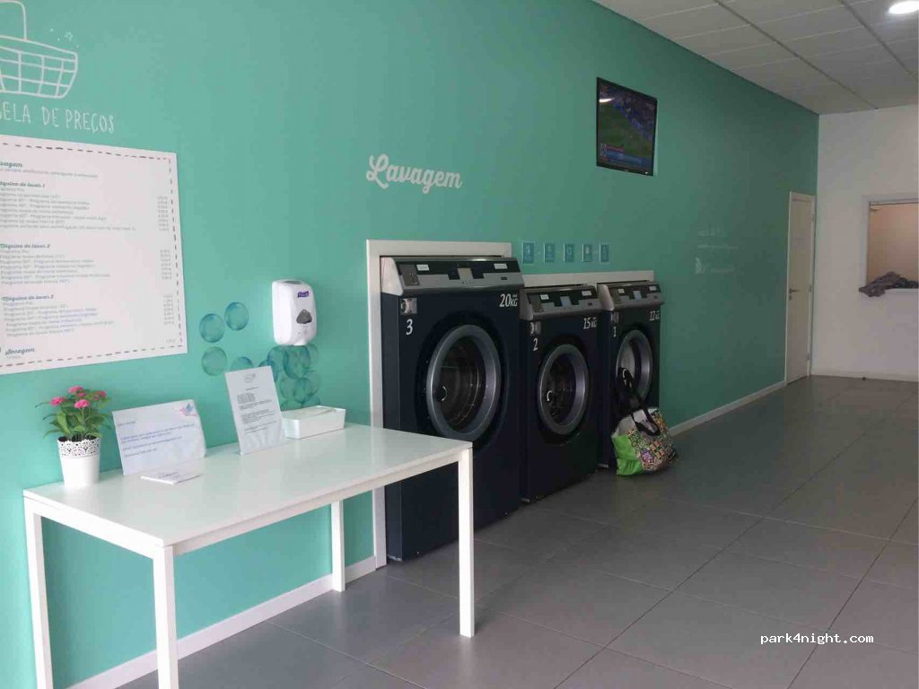 (3885-519) Esmoriz - 1371 Avenida 29 de Março — foto