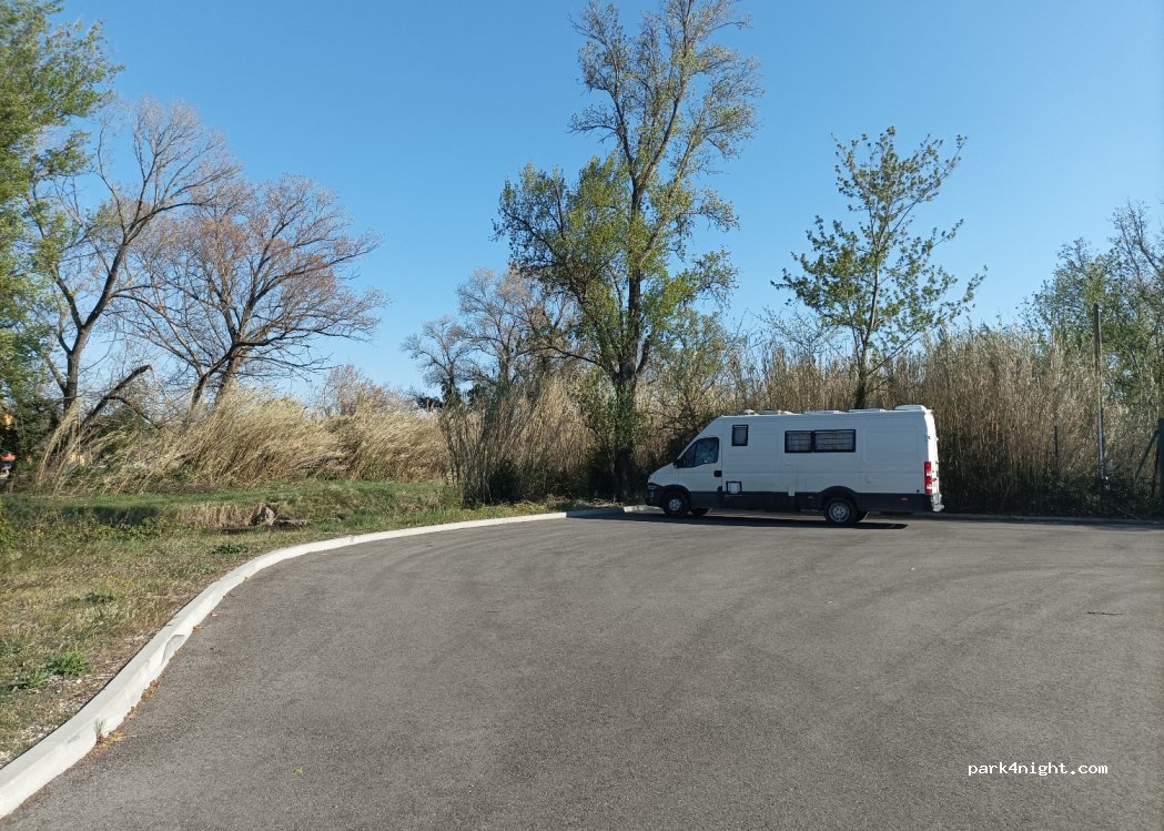 (84500) Bollène - D243 — foto 3