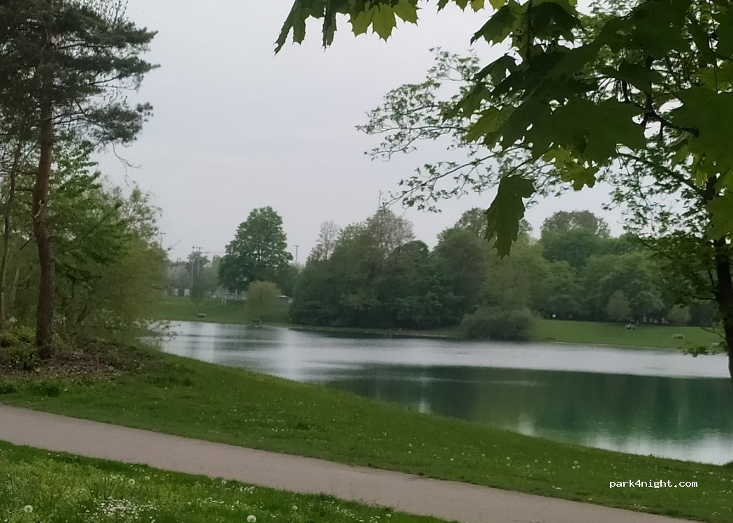 (85757) Karlsfeld - 67 Hochstraße — foto