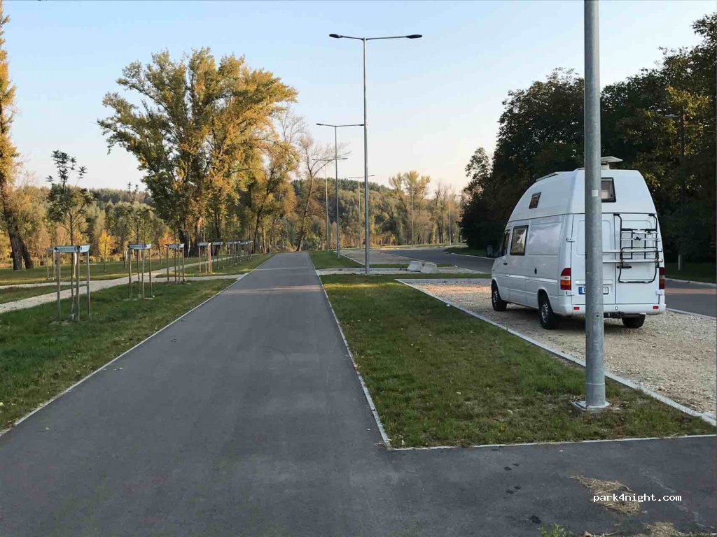 (9026) Győr - 88 Vásárhelyi Pál utca — foto