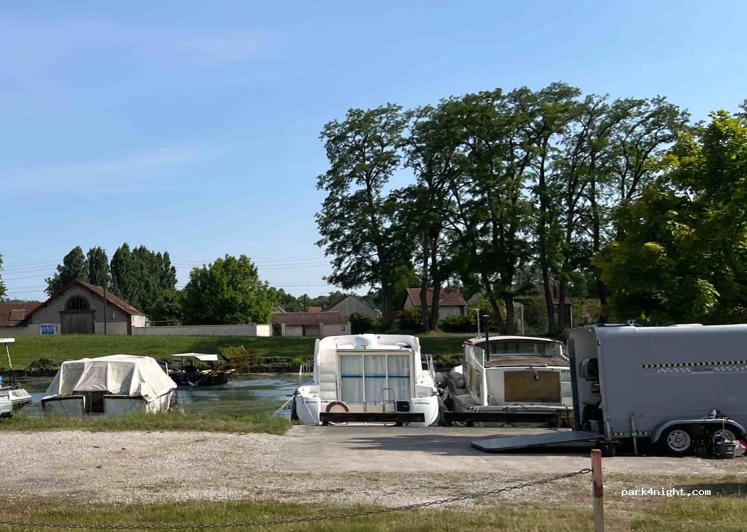 (89210) Brienon-sur-Armançon - 15 Route de Joigny — foto 4
