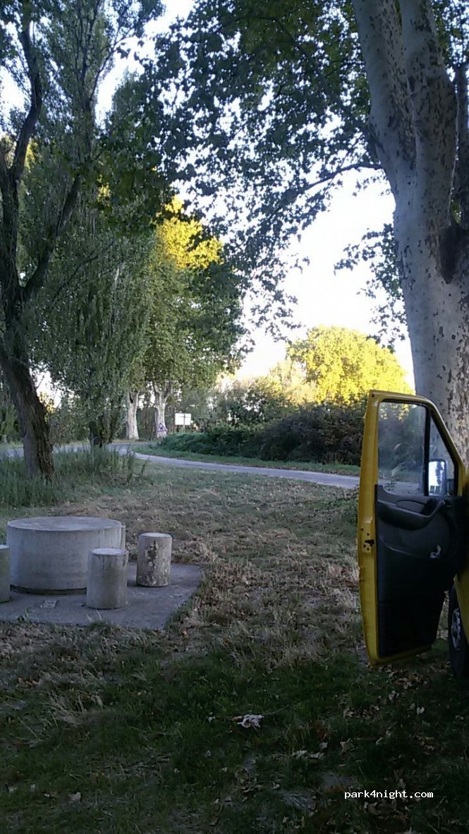 (30210) Collias - D3 — foto 2